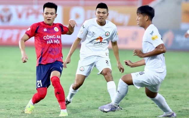 Bàn Thắng Mở Tỷ Số Đầy Ấn Tượng
